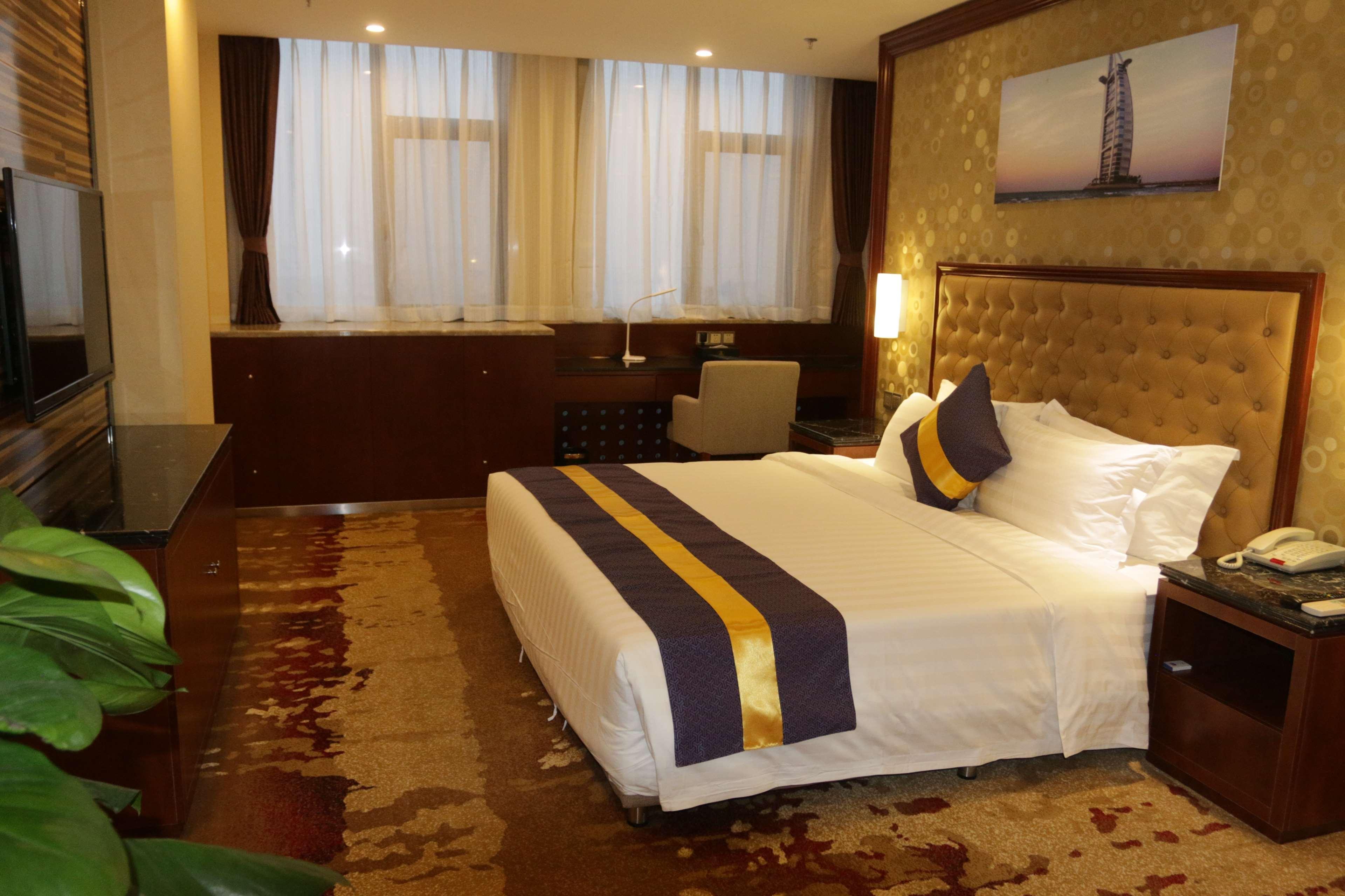 Best Western Hotel Yantai Exterior foto